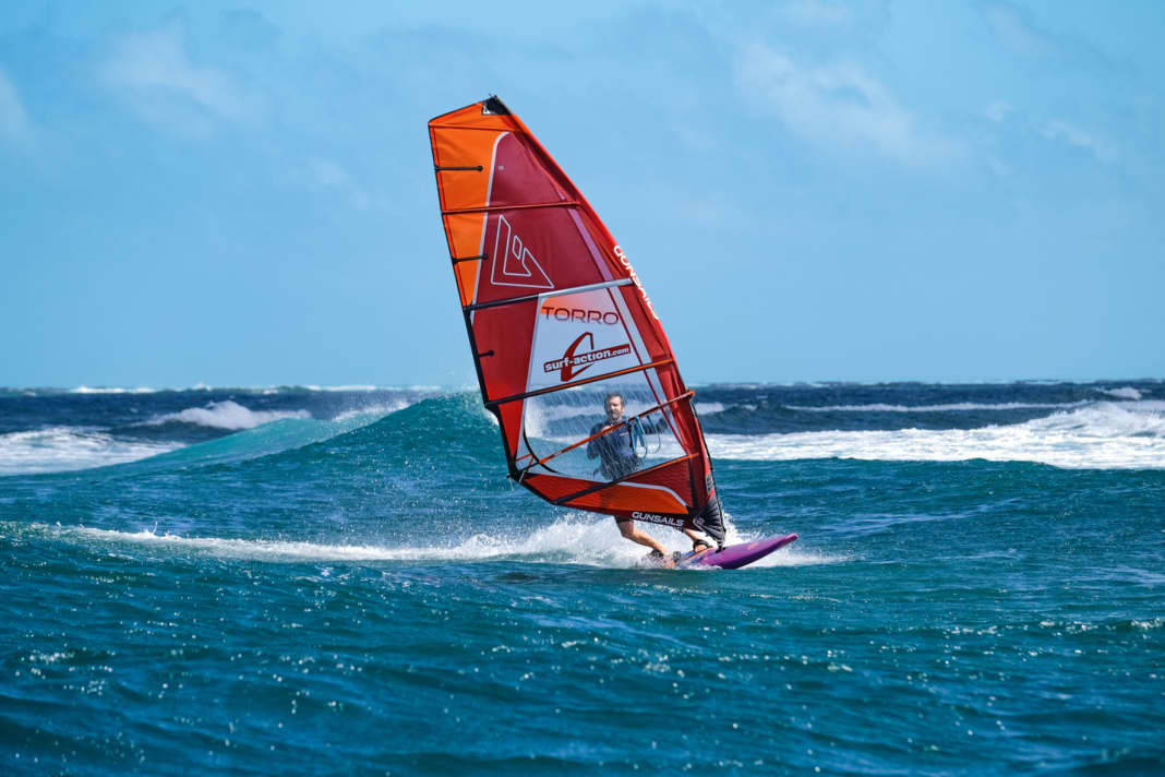 Flat water power with manoeuvring genes - these are freemove sails. We tested seven 2023 models!