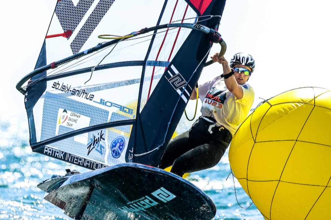 Sophia Meyer konnte bei der U23-WM im iQFOiL bis auf Platz sechs nach oben klettern.