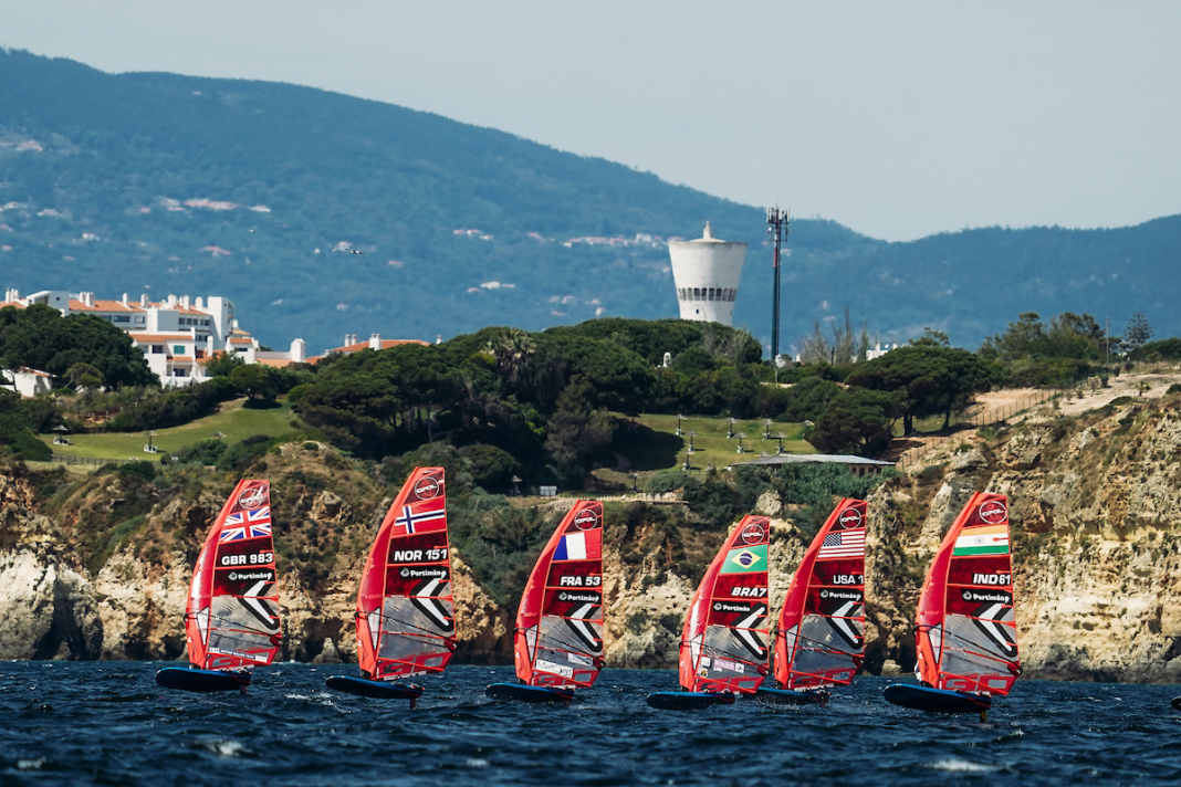 Vor Portimao startete gestern die Europameisterschaft der iQFOiLer