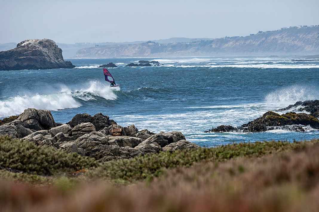 The best pictures from day 1 at the Wave World Cup in Chile