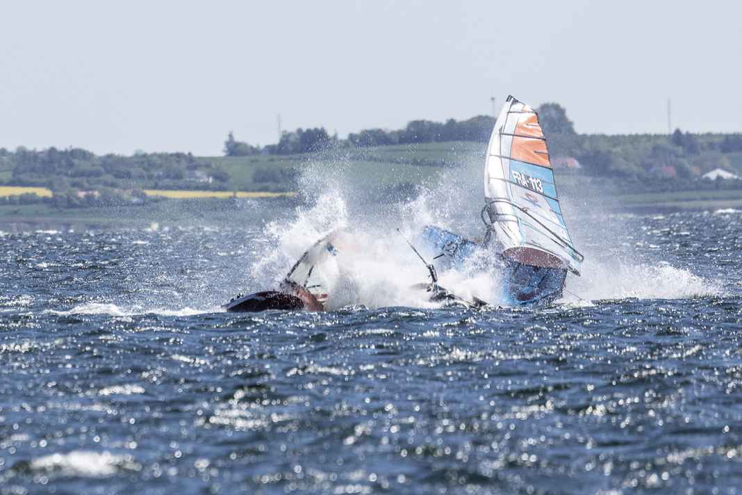 The most spectacular scene at the EPWT event: Sjöberg and Lorho crash