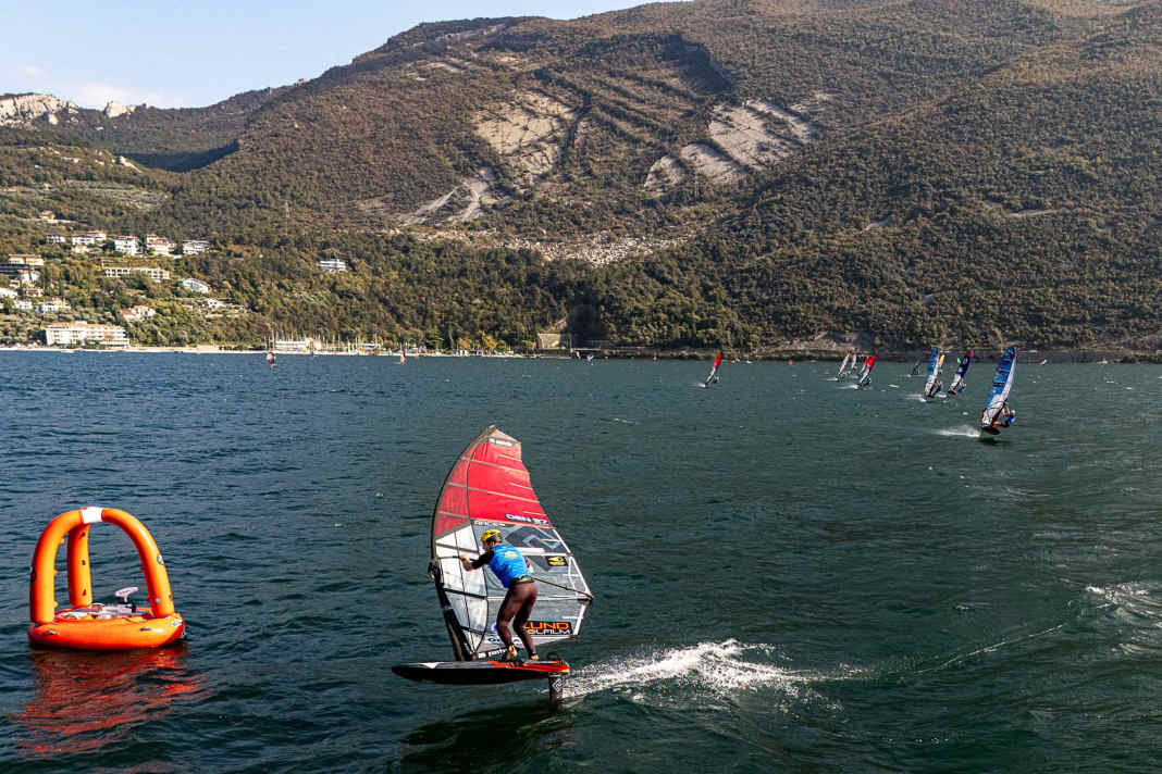 Johan Søe in the lead at the IFCA-Em on Lake Garda