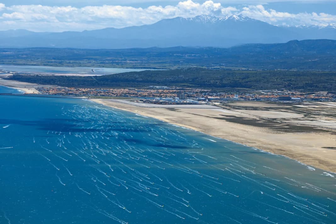 The Tramontana attracts thousands of windsurfers to the Defi Wind - and sometimes drives them to despair.