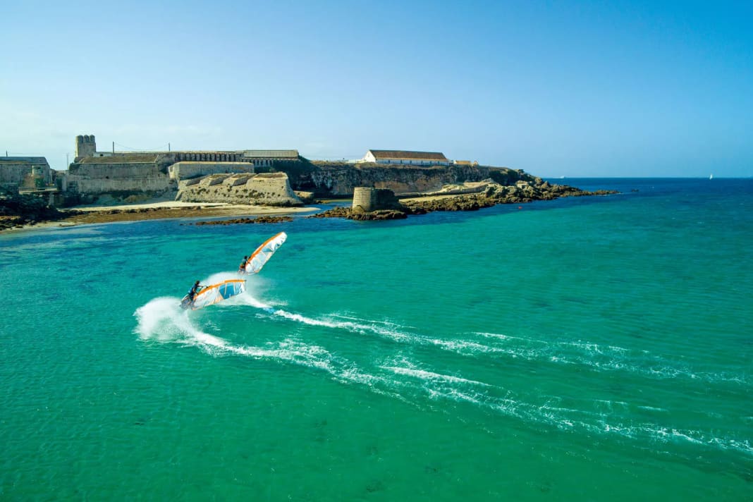 Tarifa is one of the windsurfing meccas in Europe - thanks to the Levante