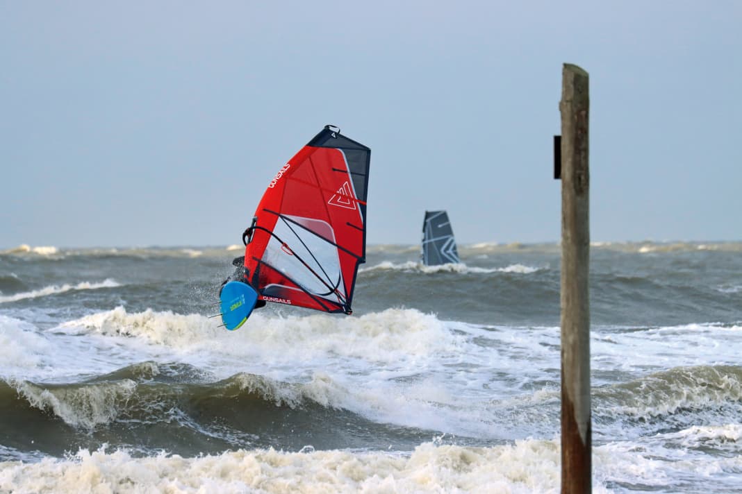 GunSails Seal 4.7 in the surf test