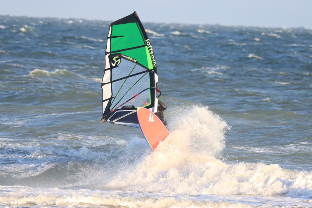 Loftsails Wavescape surf test