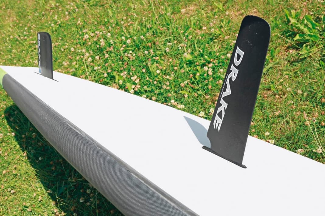 A must for windsurfing - centre fin or daggerboard