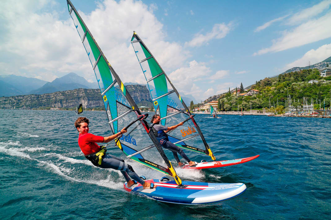 [Board] Starboard Airplane 255 : [Tester] Nicholas : [Spot] Lake Garda/Torbole