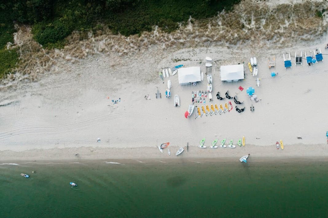 A beach, a few boards and sails, and a few like-minded people - what could be better?