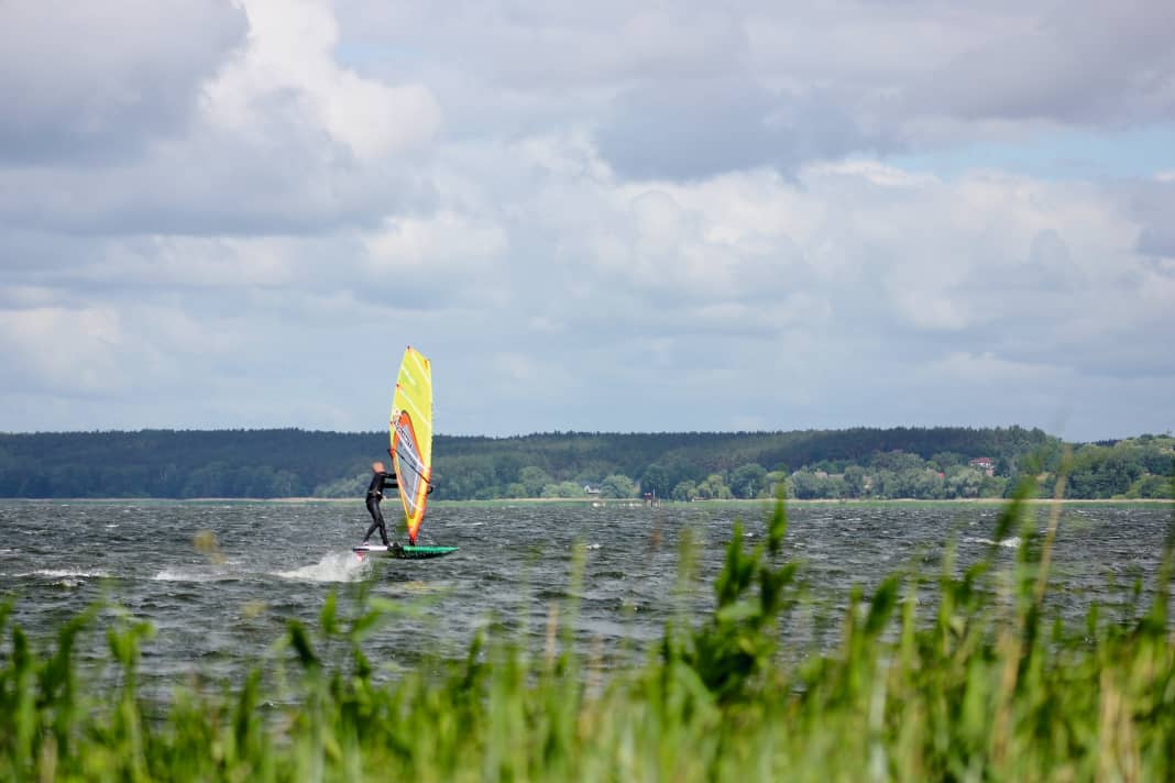 Auch in Wolin gibt‘s die typischen Haff-Bedingungen: Kleiner Chop und Platz ohne Ende!