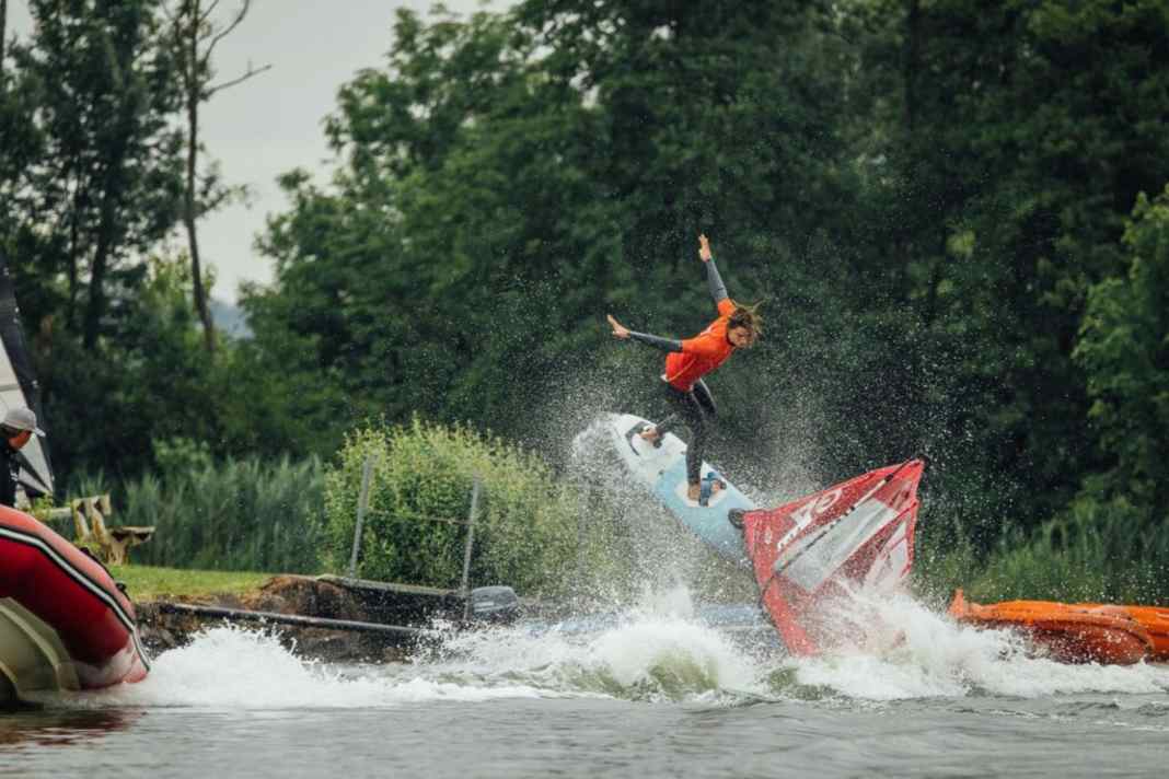 Full risk: Matthieu Fontaine attempts a freehand burner.