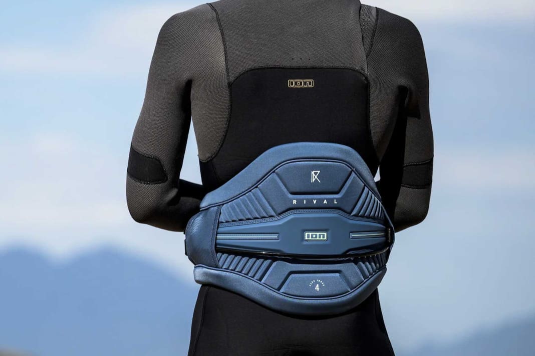 High freedom of movement thanks to a soft shell - that's what manufacturer ION promises with its new Rival harness.