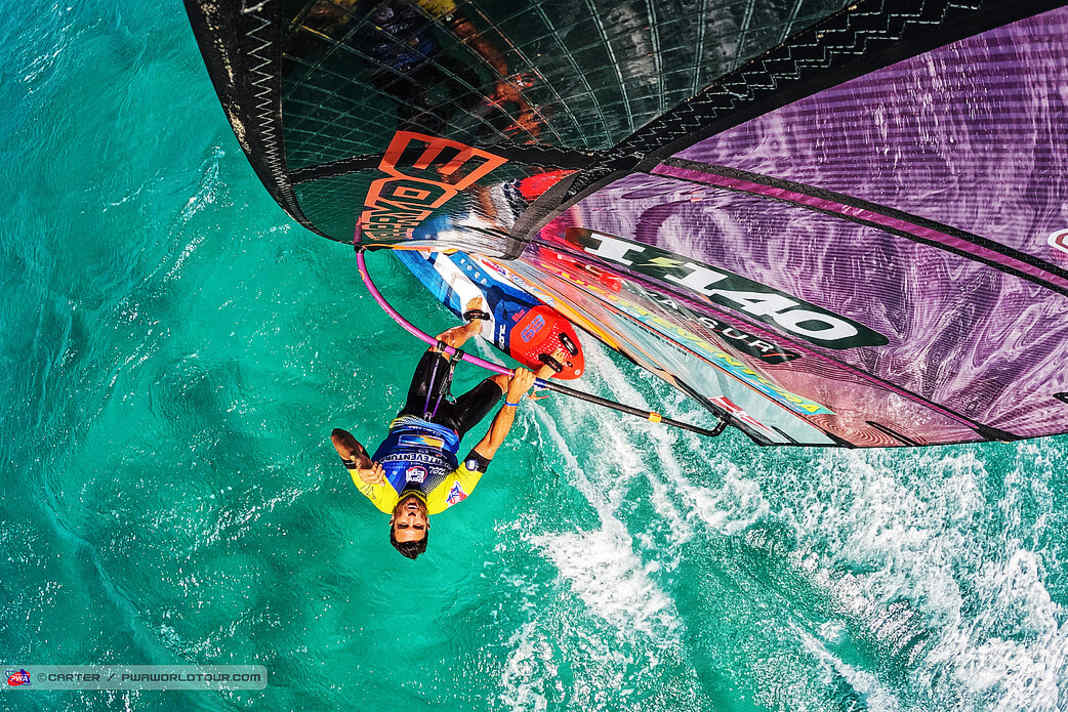 Matteo Iachino sicherte sich am letzten Tag des Events seinen ersten Slalom-X-Weltmeistertitel.