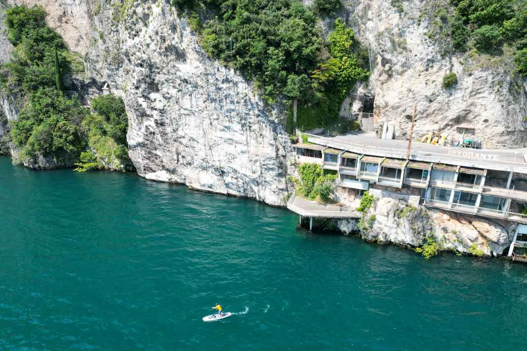 Nach dreieinhalb Kilometern am Hotel angekommen.