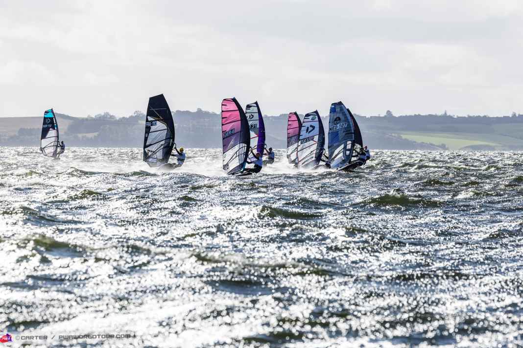 Anton Richter in the lead: He won the U21 fin classification at the Youth World Cup in Cold Hawaii