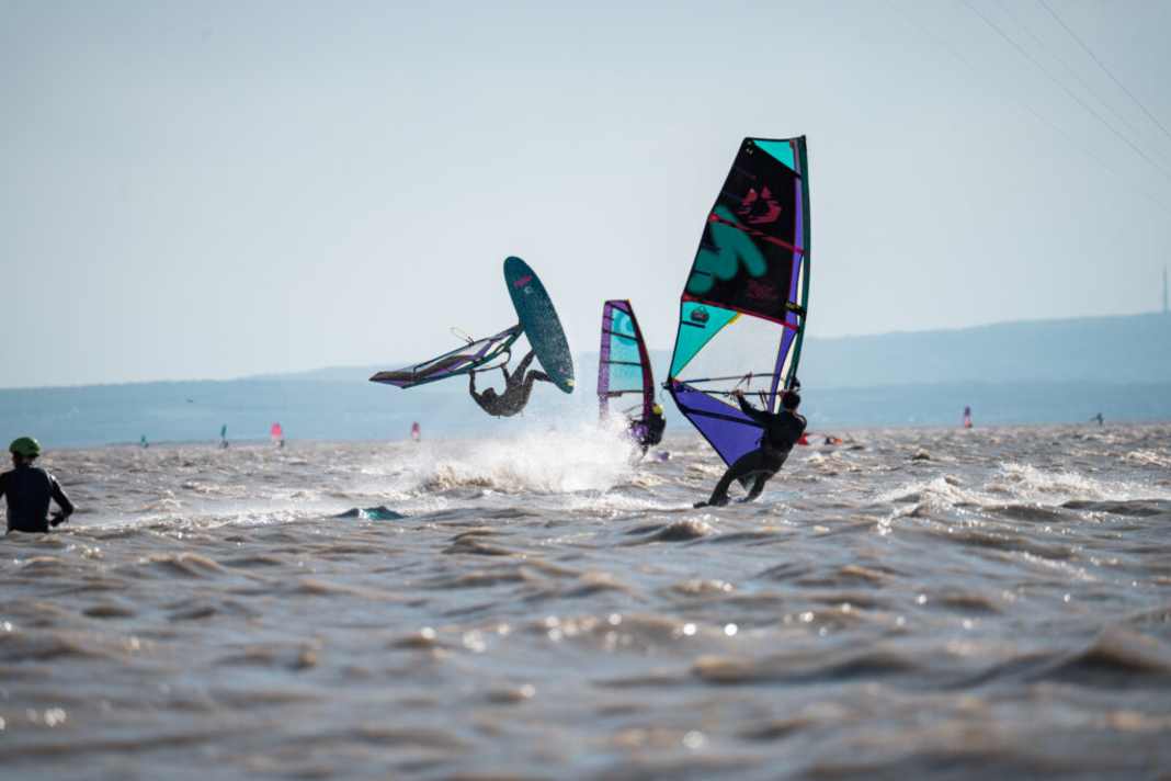 Am Neusiedler See beginnt heute das erste 5-Sterne-Event der Freestyle Pro Tour 2026.