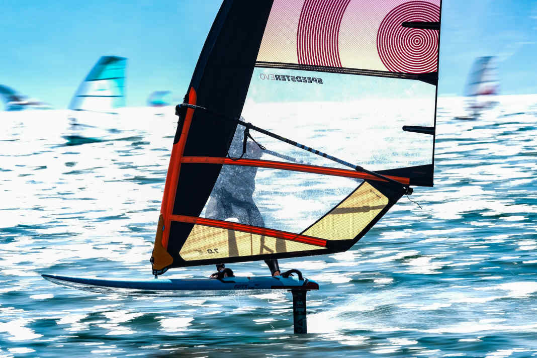 The foil also works well with the size 7 sail.