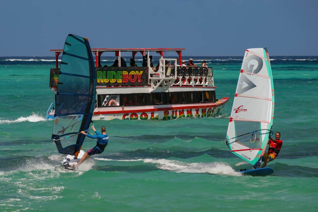 Beim surf-Test auf Tobago stand das erste Foto-Shooting an