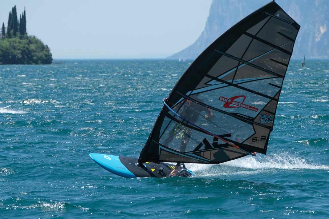 Ein Aufsteiger-Board, das dich auch durch flotte Gleithalsen trägt.