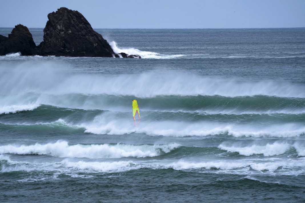 It would have taken more than a forgotten harness for these creamy waves to remain unsurfed.