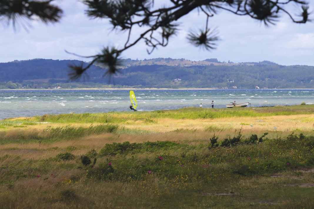 Not far from Ebeltoft, the marvellous headland of Ahl offers great shallow water conditions.