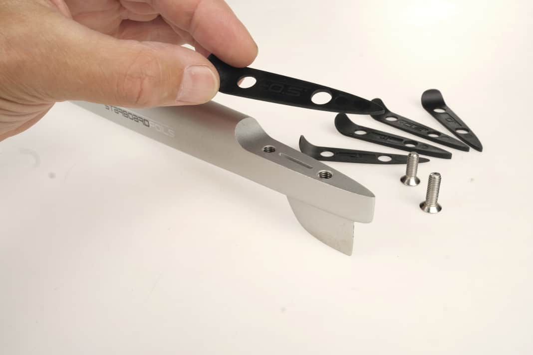 Precisely fitting spacers allow Starboard to precisely adjust the rear wing angle in steps of 0.5 degrees.