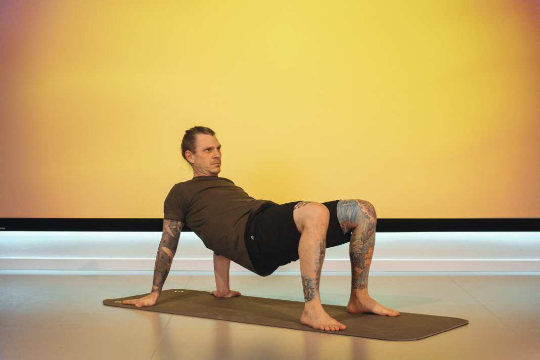 Yoga exercise Table Reach