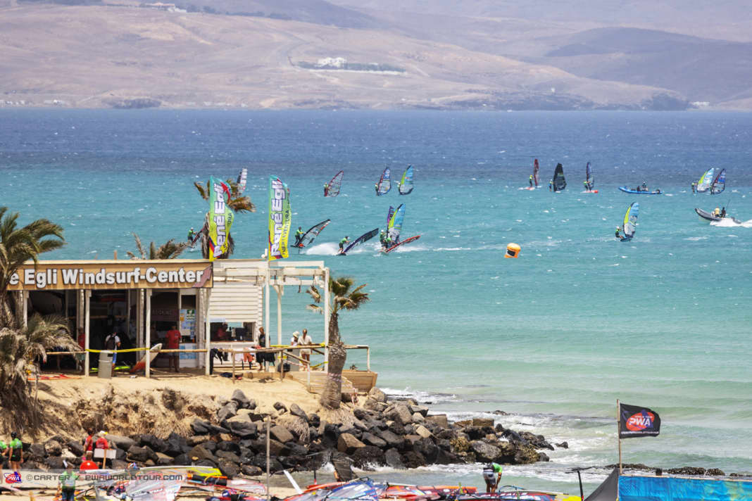 Another day full of action at the Rene Egli Windsurf Centre on Fuerte.