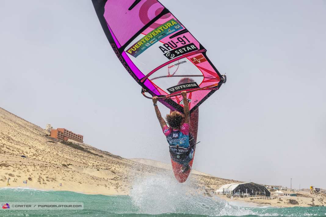 The best photos from Day 4 of the PWA World Cup in Fuerteventura