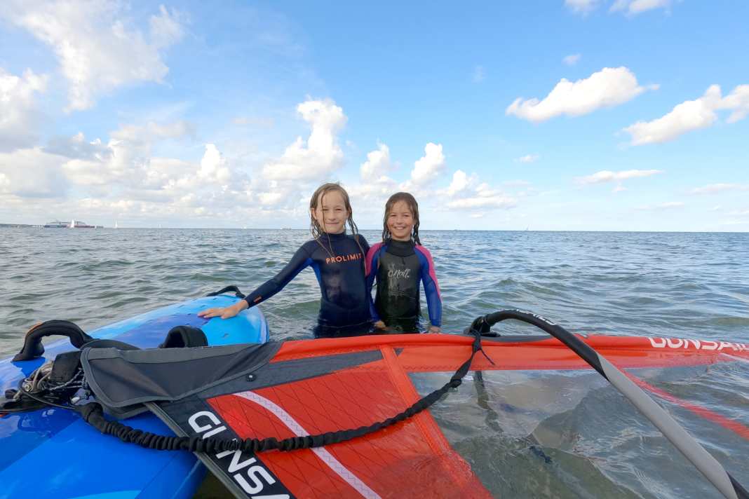 We tested eight children's rigs with several test subjects between the ages of eight and eleven