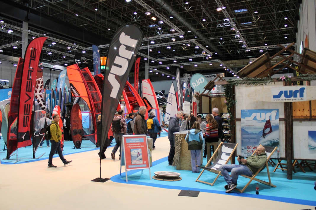 Gute Stimmung am ersten Wochenende der boot 2024 in  der Funsport-Halle