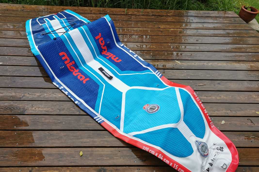 Wir haben das Mistral Allround-SUP von Lidl für einen Test besorgt!