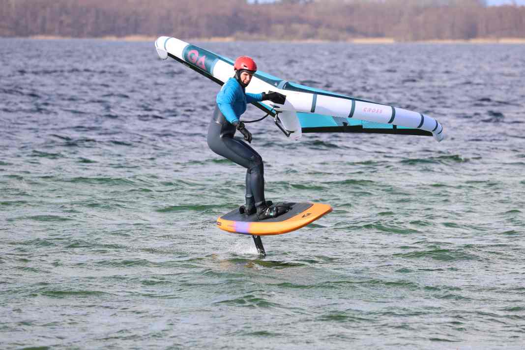 We were able to test the Duotone Sky Free in the 105 litre size