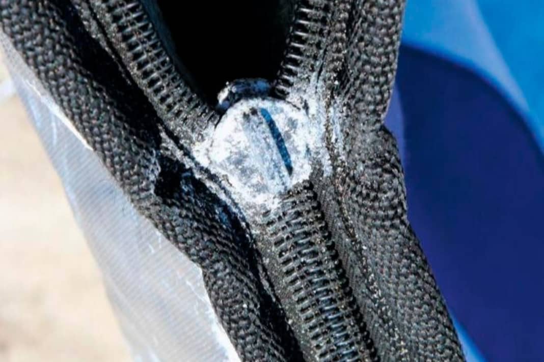 Salt and sand have already destroyed numerous zips