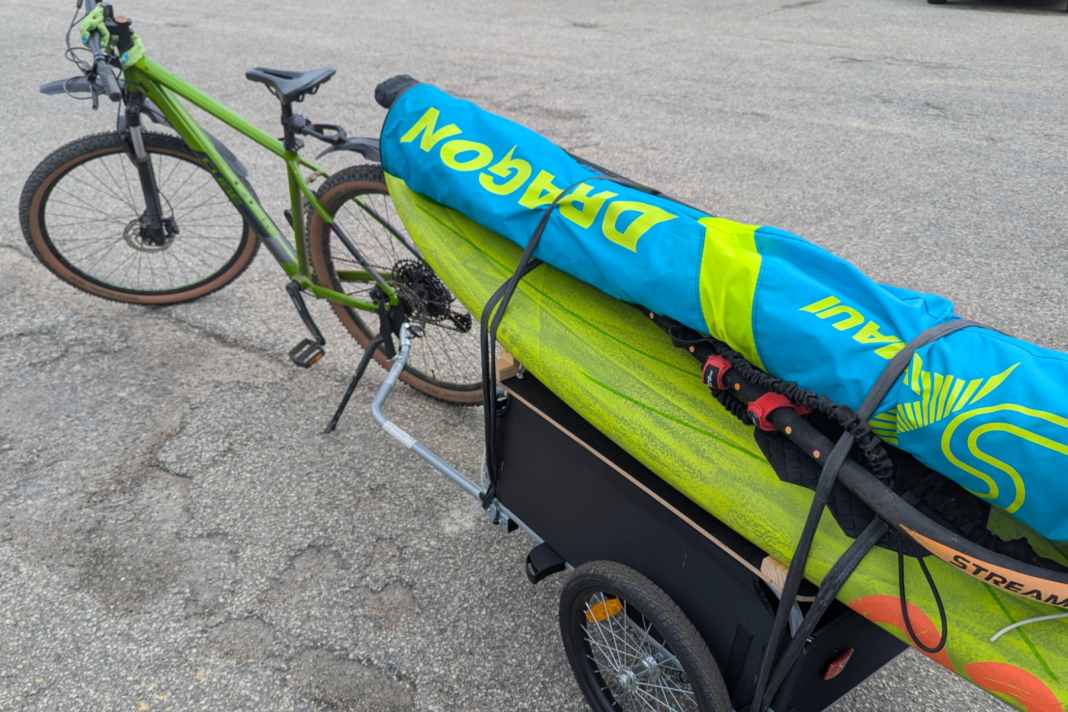 Mit einigen Adaptionen ist der Cargo 2 Anhänger für Surfmaterial geeignet