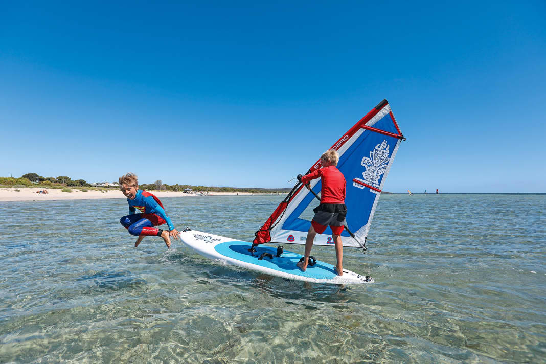 "I want to do it too!" - We show you which boards are best for passing on the surfing virus to the next generation!