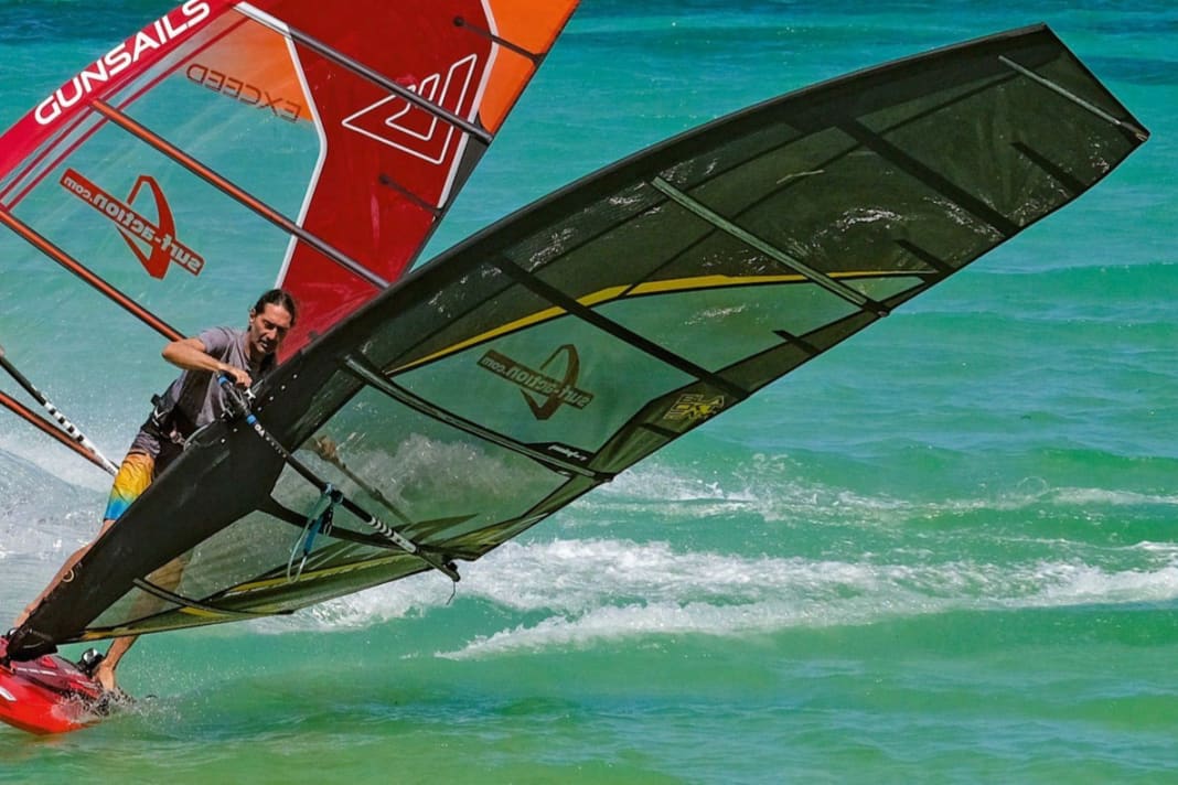 The wind at the Pigeon Point test spot was ideal for the type and size of sail, and we probably covered over 200 kilometres on the two Tabou Rocket+ 123s. In the picture, the Point-7 is wearing the usual black colour.