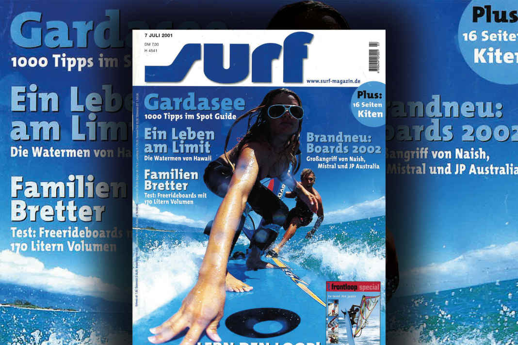 Ein "Duett auf dem Brett" ziert das surf Cover im Juli 2001, fotografiert von Jerome Houyvet.