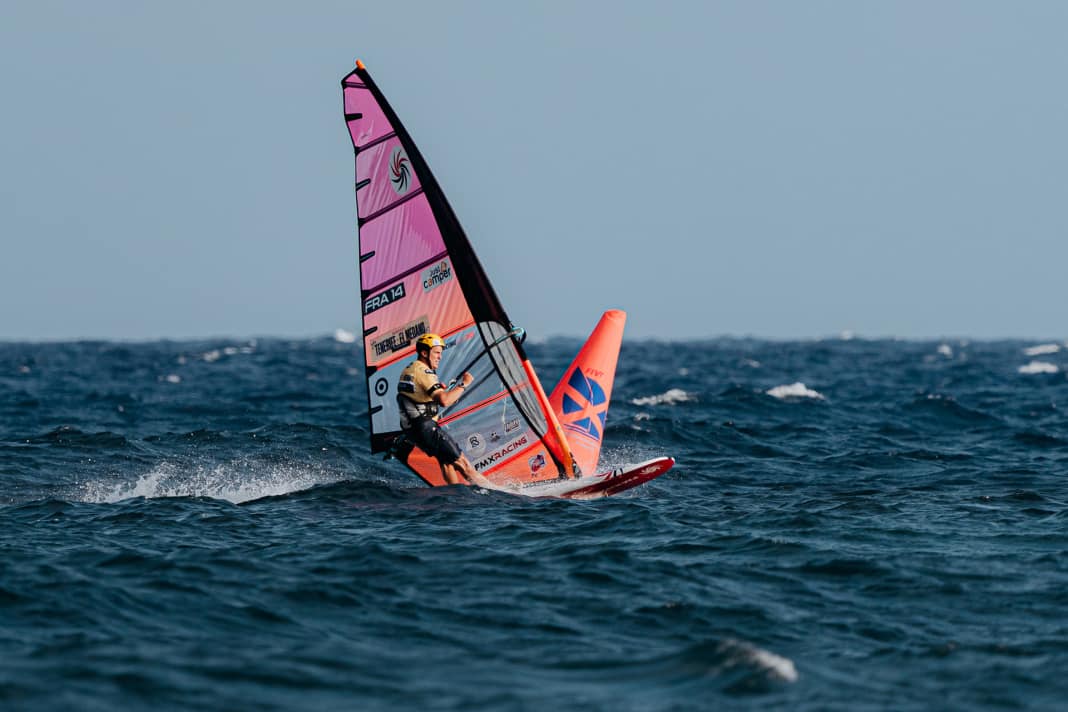 Pierre Mortefon gewinnt den ersten Slalom X auf Tenerriffa