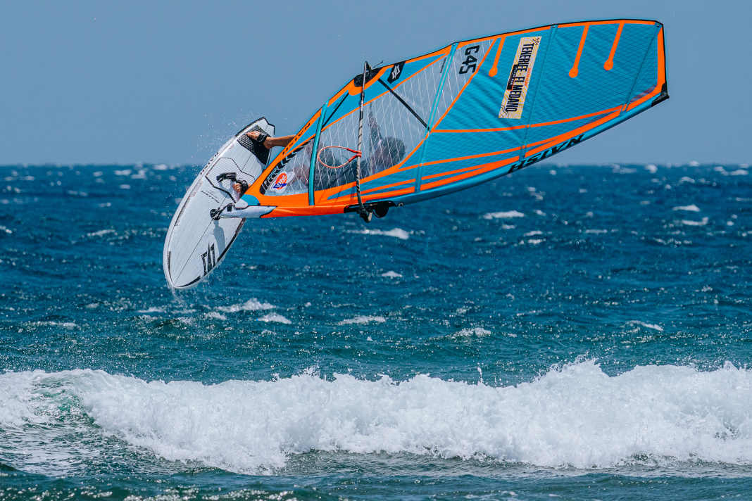 Henri Kolberg confidently rode into round two at the wave opener off Tenerife