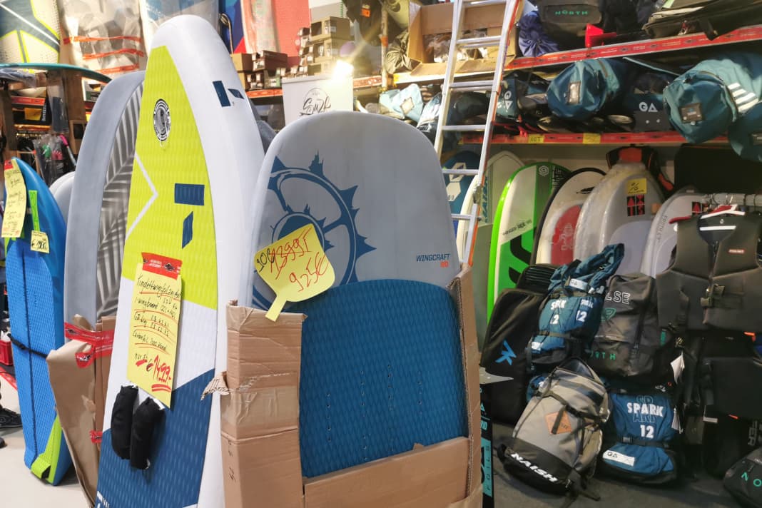 Hardboards like the Slingshot Wing Craft are available for 925 euros