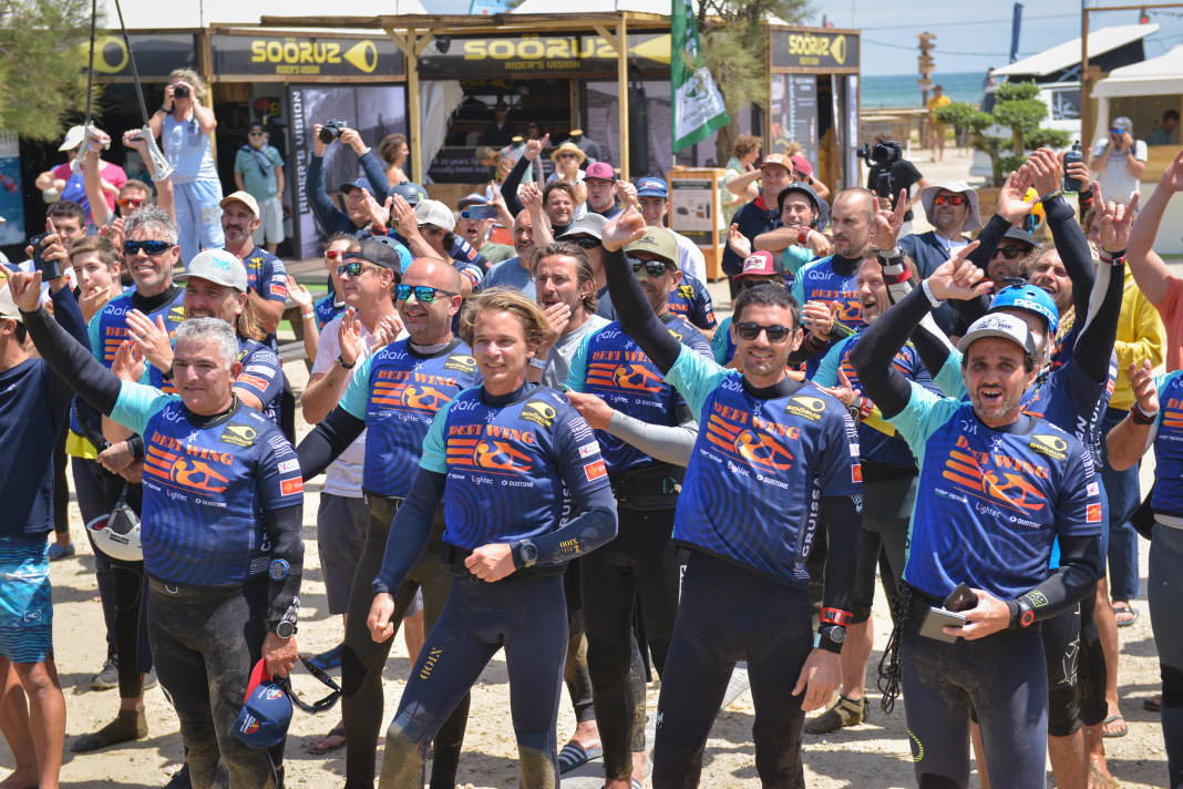 150 starters took part in the premiere.