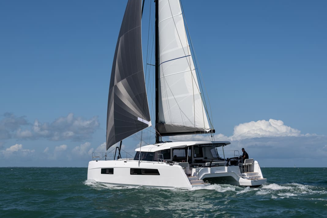 Clear lines. The design looks powerful and beefy. The sailing characteristics match this