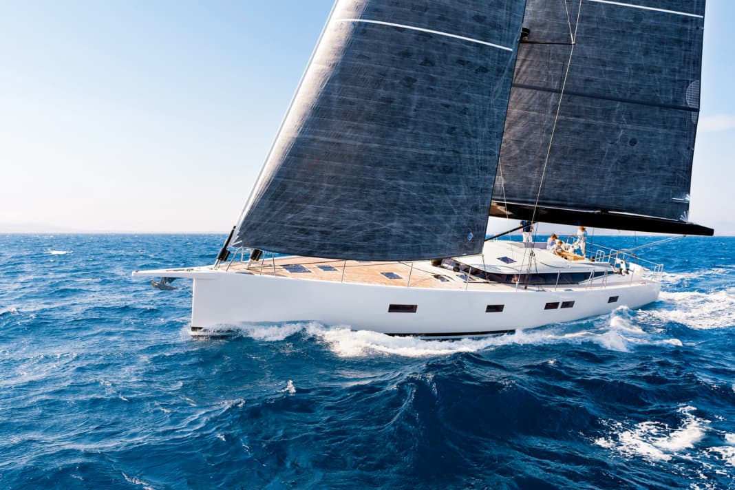 Power house: The owner of this CNB 66 opted for an optional bowsprit, on which the gennaker is set and which provides a sporty look. With a genoa and mainsail, 215 square metres of DFi laminate from Incidence Sails make sailing fun