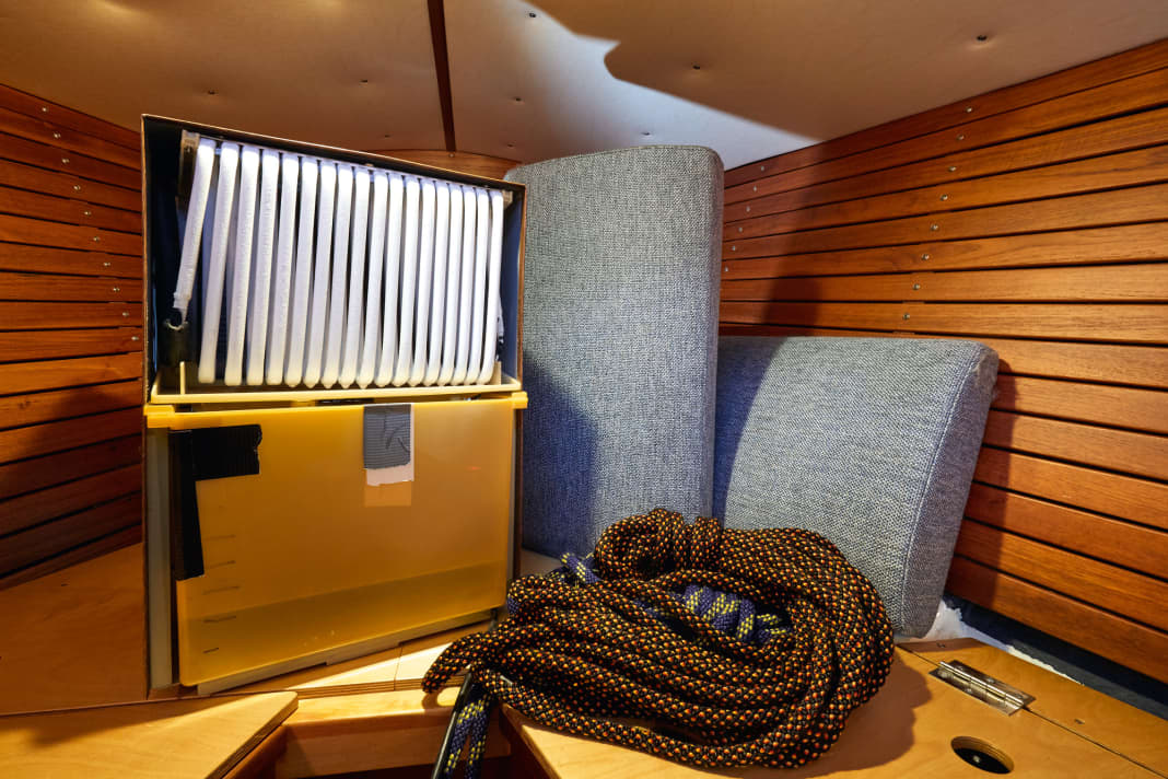 Avoid mould How dehumidifiers keep the boat dry in winter YACHT