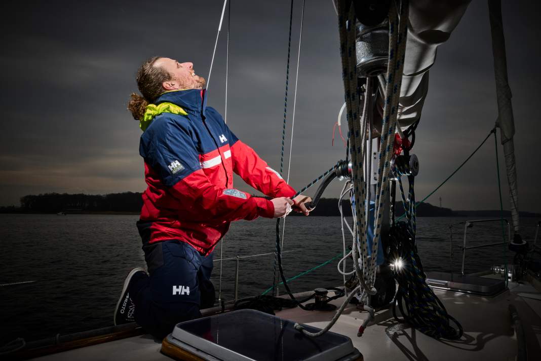 Das Pier 4.0 von Helly Hansen ist mit 500 Euro das günstigste Ölzeug im Test.
