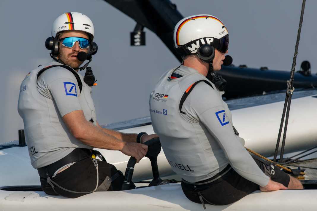 In the 51st episode of our sailing podcast, Erik Kosegarten-Heil talks about the SailGP Sailson.