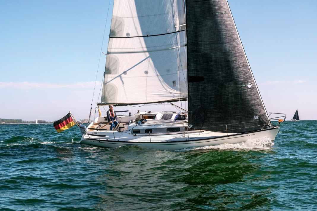 The X-332 during the test off Schilksee in a rough easterly wind. Despite gusts of 20 metres, it remained easy to control