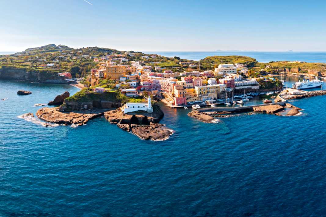 Bird's eye view. Yachts can anchor off the harbour in calm weather. Then take the dinghy across