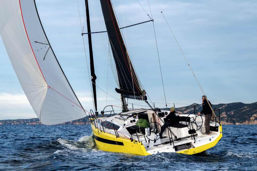 Cruising boat with racer airs. The RM 1080 is the perfect compromise.